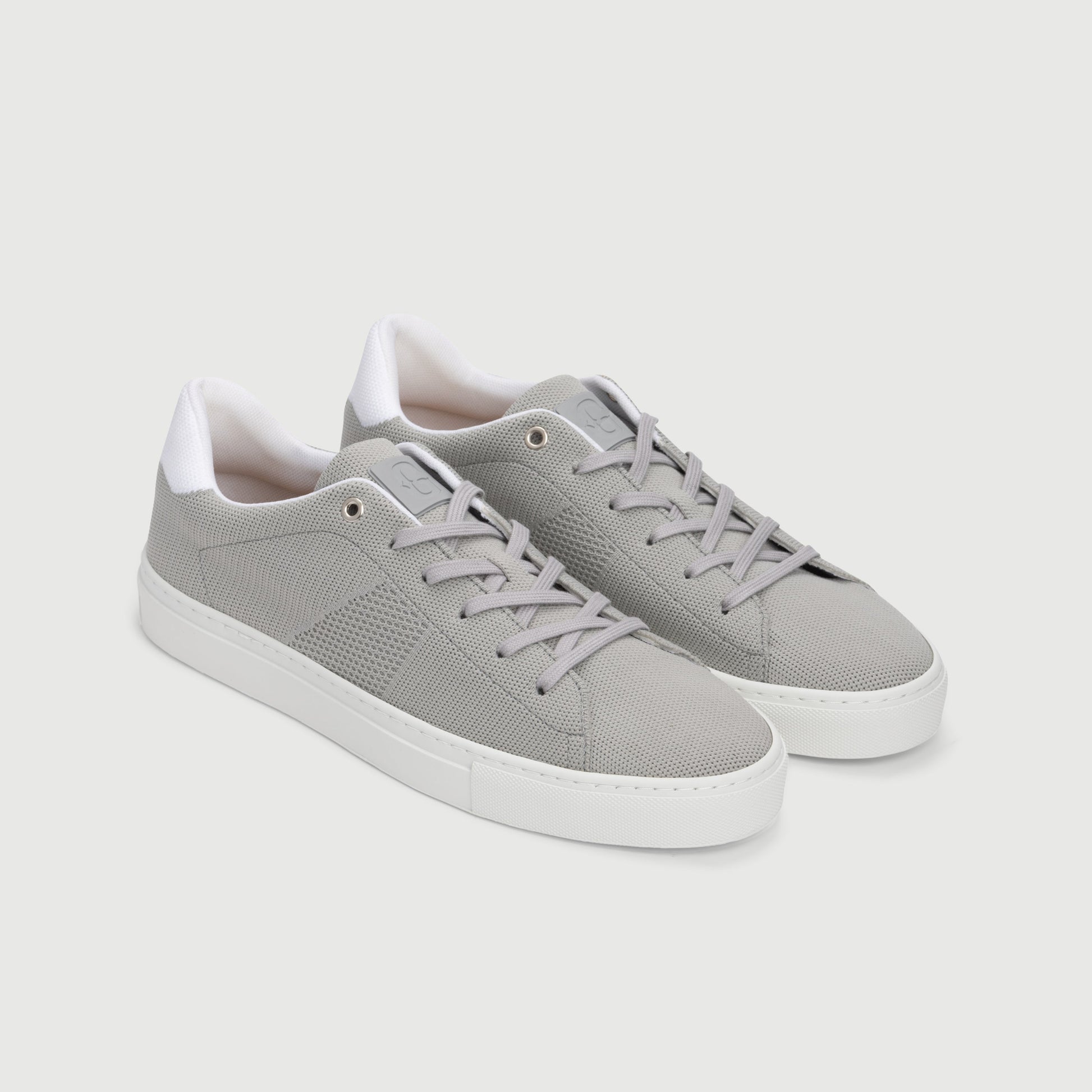 The Royale Knit 2.0 - Grey White