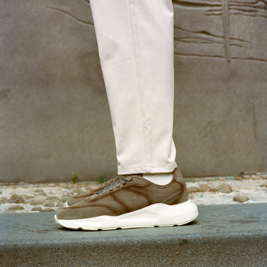 The Manhattan City Runner - Mineral Taupe